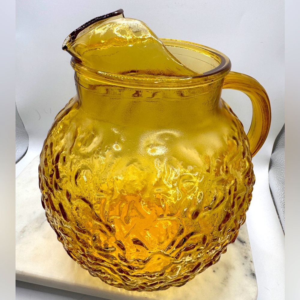 Vintage Anchor Hocking Crinkle Glass 8.25" Lido Milano Honey Amber Pitcher MCM